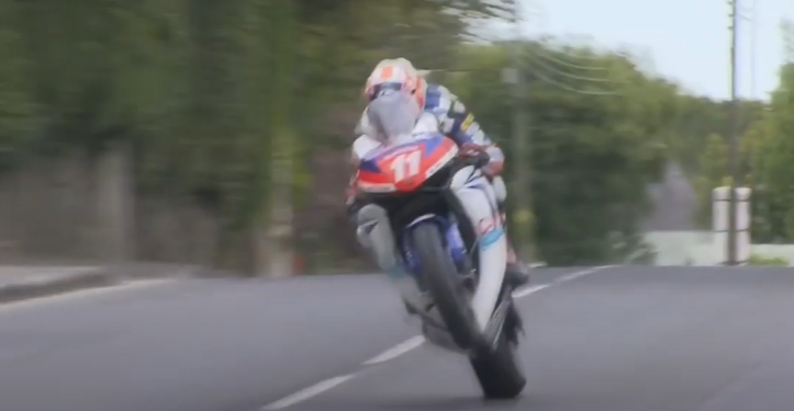 The real racing heroes!!! Isle of Man TT (video)