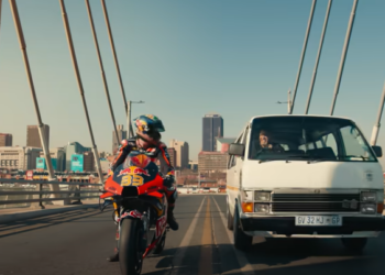 Moto GP in streets of South Africa (video)