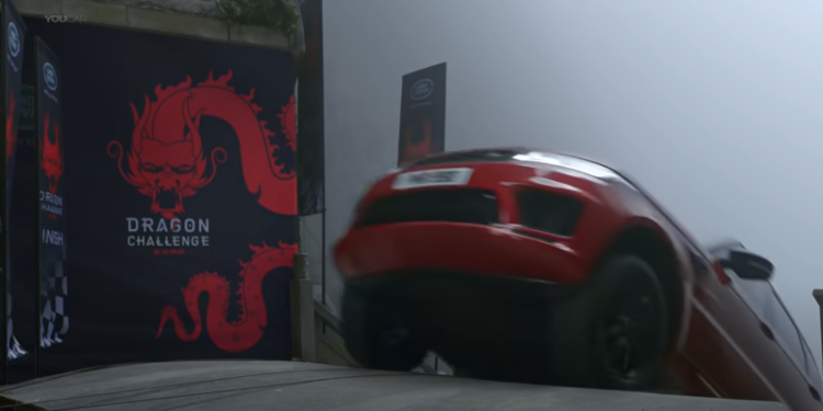 The real DRAGON challenge – Range Rover climbs 999 steps (video)