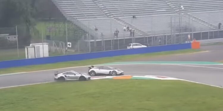 Porsche GT2RS crashes into a Pagani Huayra at Monza Race Track (video)