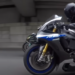 Yamaha R1M vs Kawasaki ZX10R Highway Race (video)