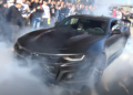 Chevrolet Camaro ZL1 CRAZY Burnouts, Donuts & Accelerations (video)