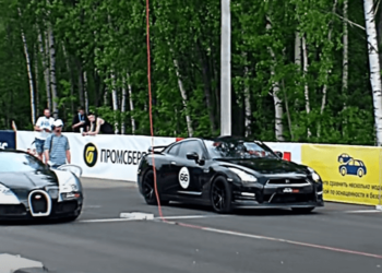 Bugatti Veyron vs Nissan GTR Drag Race (video)