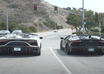 LOUDEST Gintani F1 Lamborghini Aventador SVJ (video)