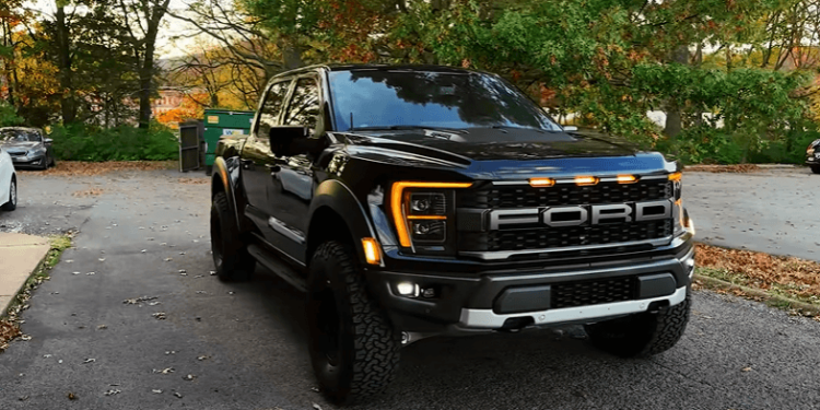 Check Out The New Wild 2023 Ford F-150 Raptor Black (video)