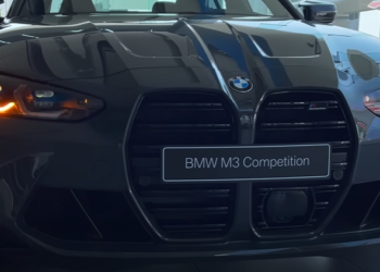 Extremely Brutal BMW M3 Competition (video)