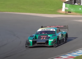 WOW!!! Crazy Audi SBR Chrono V8 Twin-Turbo Near Crash (video)