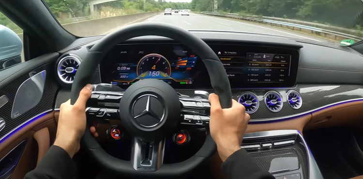 WOW!!! 843HP Mercedes AMG GT63S E-Performance on AUTOBAHN (video)