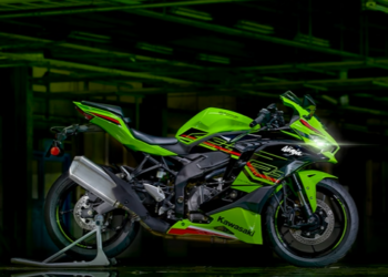 The New 2023 Kawasaki ZX-4R Screaming Inline-4 (video)