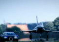 Euro Fighter Typhoon vs Bugatti Veyron Drag Race (video)